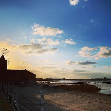 Lo Scorcio Sullo Stagnone 4*