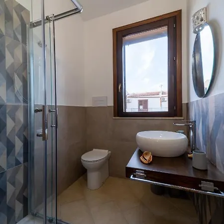 Lo Scorcio Sullo Stagnone بيت ضيافة 4*