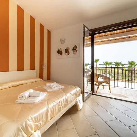 Lo Scorcio Sullo Stagnone بيت ضيافة